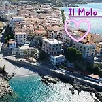 Il Molo Per Vacanze Bed & Breakfast