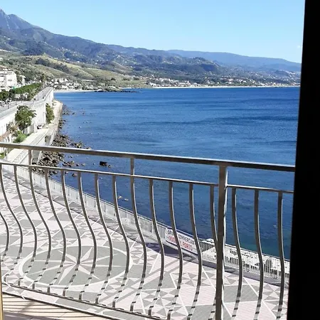 Il Molo Per Vacanze Diamante