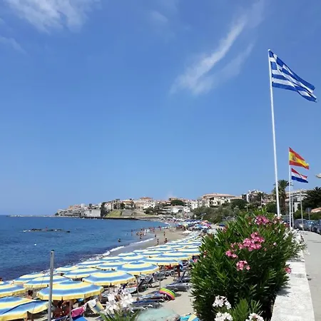 Il Molo Sul Lungomare Отель типа 
