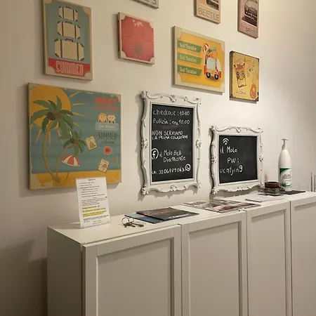 לינה וארוחת בוקר Il Molo Per Vacanze 3*