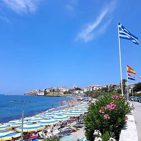 Il Molo Sul Lungomare Отель типа 