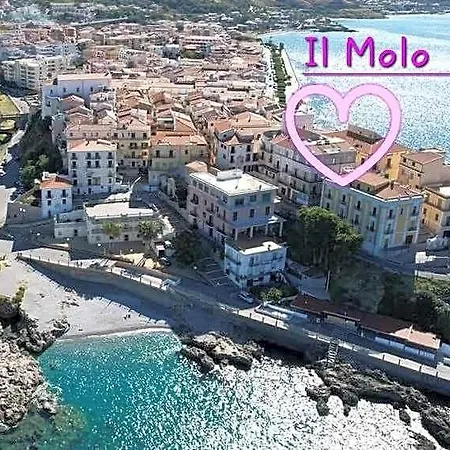 Il Molo Sul Lungomare