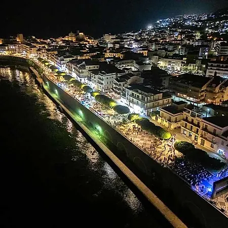 Il Molo Sul Lungomare Bed and Breakfast Diamante