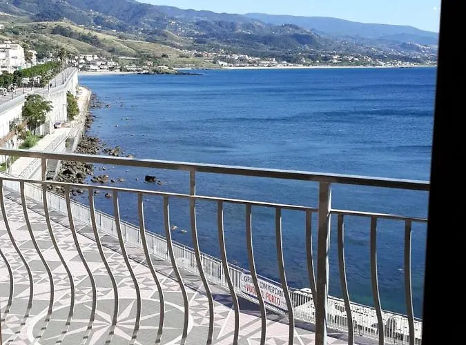 Il Molo Per Vacanze 迪亚曼特