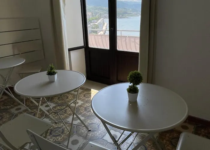 Il Molo Per Vacanze 住宿加早餐酒店 迪亚曼特